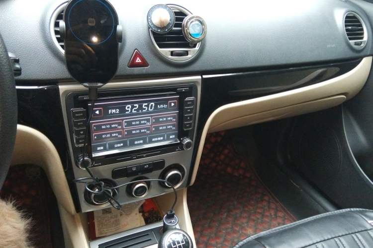 Used Volkswagen Lavida 2013 Classic 1.6L Manual Fashion Edition