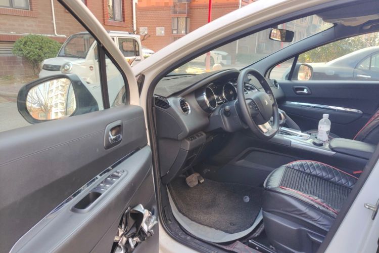 Used Peugeot 3008 2016 1.6THP Automatic Classic Edition
