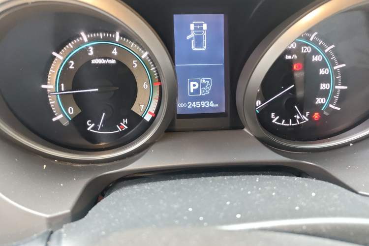 Used Toyota Prado 2010 4.0L Automatic TX-L Odometer Close Up