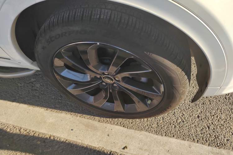 Used Land Rover Discovery Sport 2021 249 PS R-Dynamic S Performance Edition
