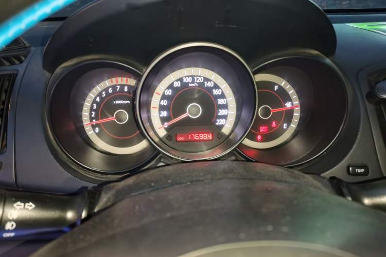 Used Kia Forte 2011 1.6L MT GL