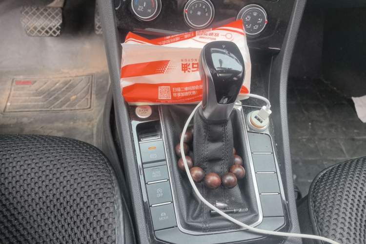 Used Volkswagen Sagitar 2019 280TSI DSG Comfort Version China VI Standard Gear Lever