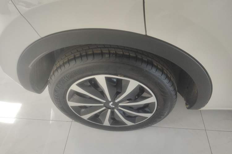 Used Wuling Bingo 2023 333 km Lingxi Connected+ Version Exterior 5