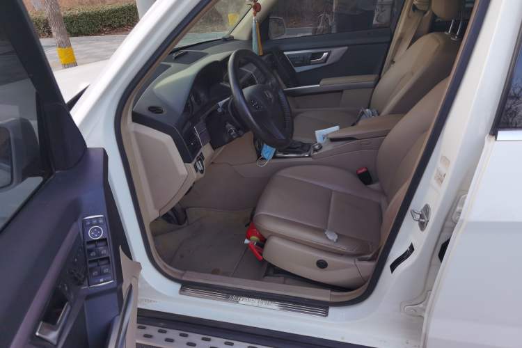 Used Mercedes-Benz GLK-Class 2011 GLK 300 4MATIC Fashion Model