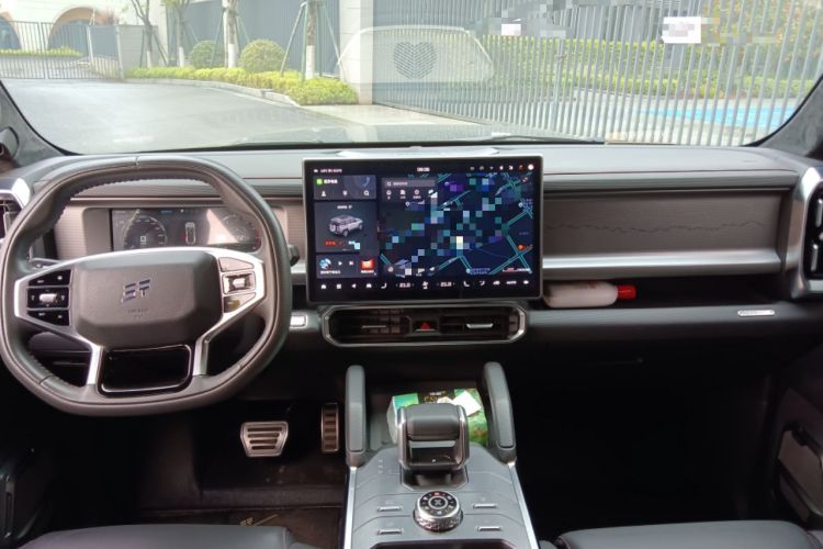 Used JETOUR Traveler 2023 2.0T All-Wheel Drive CrossPRO+ Center Console