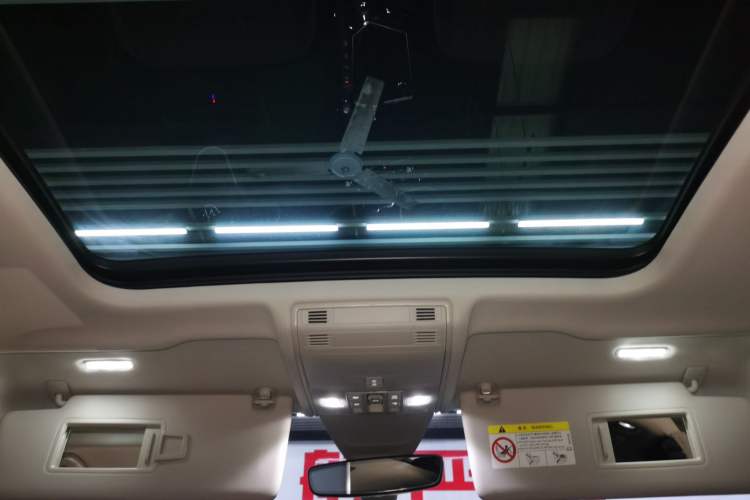 Used Volkswagen Tayron 2024 330TSI Two-Wheel Drive Luxury Plus Advanced Version
