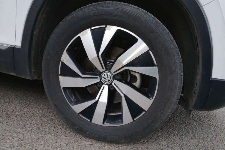 Used Volkswagen Tayron 2021 280TSI Two-Wheel Drive Luxury Smart Connectivity Version
