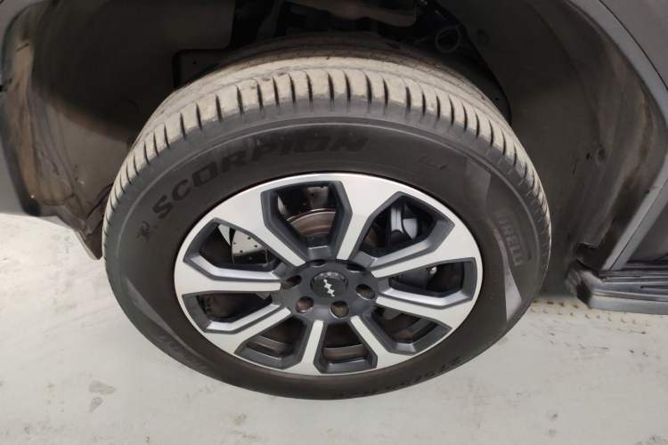 Used Formula Leopard Leopard 5 2023 Navigator Edition