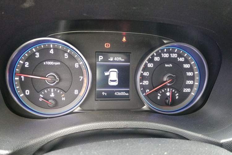 Used Hyundai ix25 2017 1.4T Automatic Smart Version
