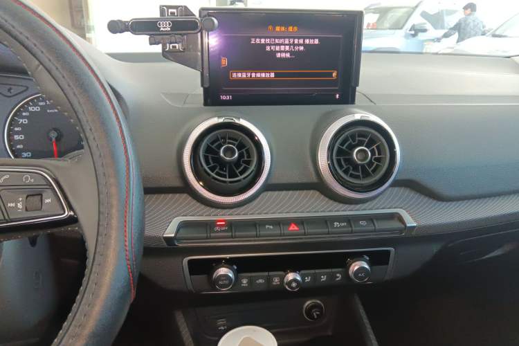 Used Audi Q2L 2022 35 TFSI Fashionable and Elegant Model
