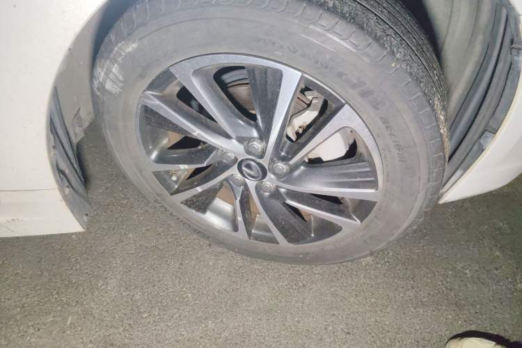 Used Lexus CT 2017 CT200h Elite Edition Monotone China VI Right Front Wheel Hub