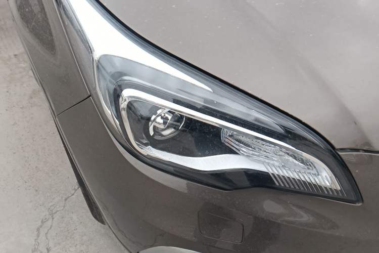 Used Buick Envision 2014 28T Four-Wheel Drive All-Terrain Flagship Edition Right Front Headlight