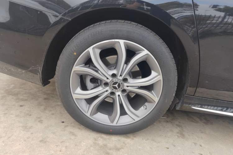 Used Mercedes-Benz E-Class 2022 Second Facelift E 300 L Sport Luxury Edition
