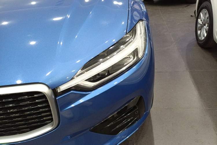 Used Volvo XC60 2018 T5 4x4 Smart & Sporty Edition