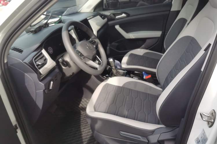 Used Volkswagen Tharu 2025 New Sharp 1.5L Ambitious Edition Left Front Seat