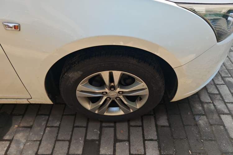 Used Chevrolet Cruze 2015 1.5L Classic SE MT
