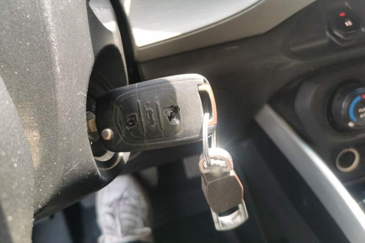 Used Baojun 510 2017 1.5L manual Comfort trim