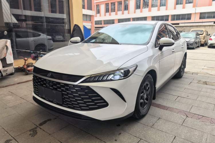 Used BYD Qin PLUS 2025 DM-i Smart Drive 55KM Leading Model