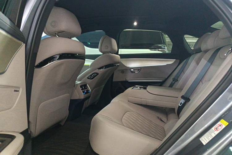 Used BYD Han 2025 DM-i 125KM Prestige Model Left Rear Seat