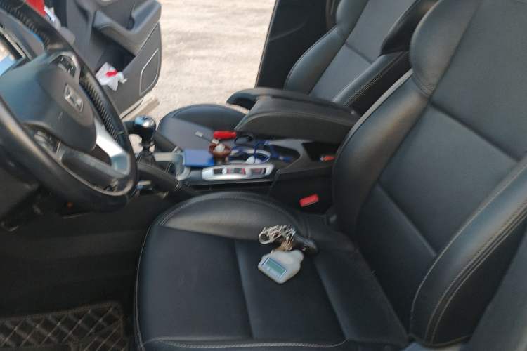 Used Zotye SR7 2016 1.5T Manual Cube Heart Edition China IV Standard
