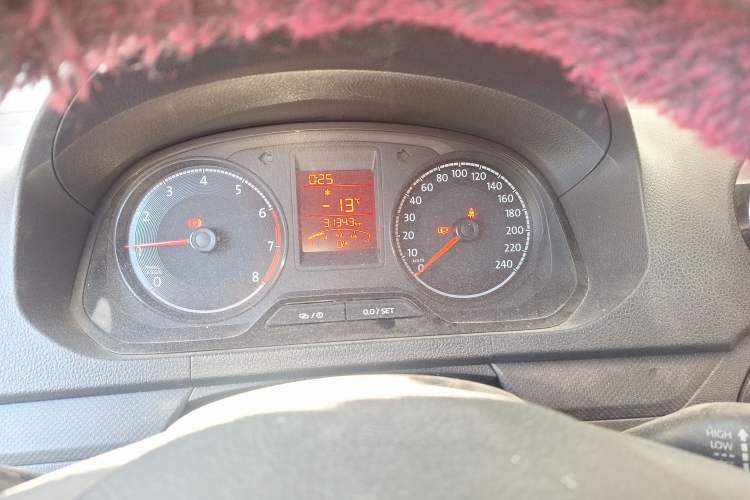 Used Volkswagen Jetta 2019 Dream Edition 1.4L Manual Fashion Version