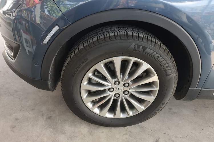 Used Lincoln MKX 2018 2.0T Four-Wheel Drive Zunya Edition