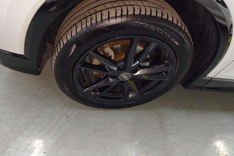 Used Audi Q2L 2018 35 TFSI Launch Exclusive Edition China V Left Front Wheel Hub