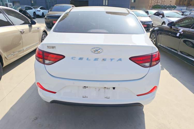 Used Hyundai Celesta 2018 1.6L Automatic GL Enjoyment Version China V Standard