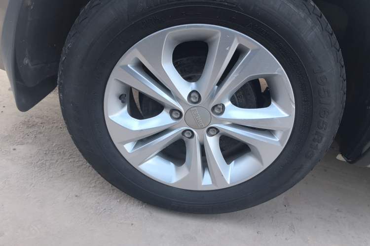 Used Jinbei F50 2017 1.6L Manual Comfort Model
