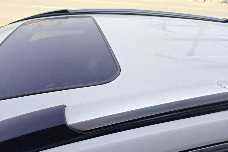 Used Haval H6 2017 Blue Label Sport Edition 1.5T Manual Two-Wheel Drive Elite Model Roof