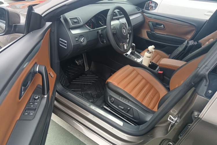 Used Volkswagen FAW-Volkswagen CC 2013 1.8TSI Luxury Model
