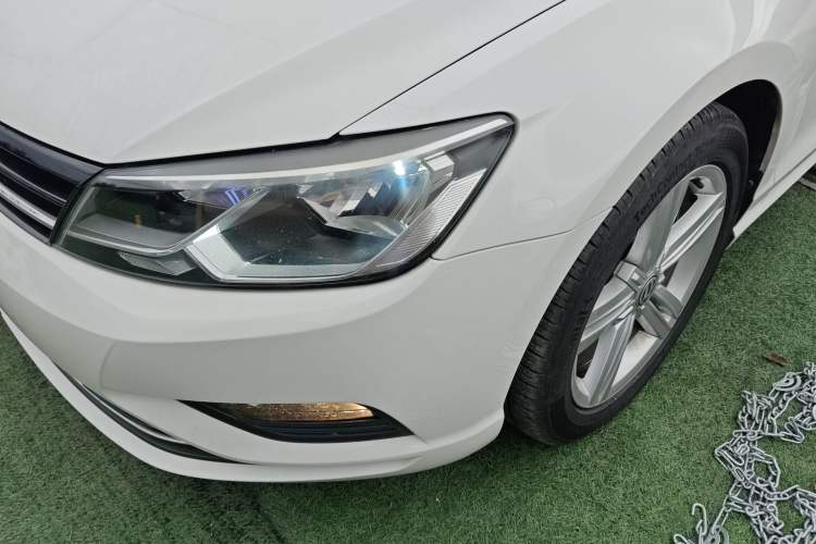 Used Volkswagen Lamando 2015 280TSI DSG Comfort Edition
