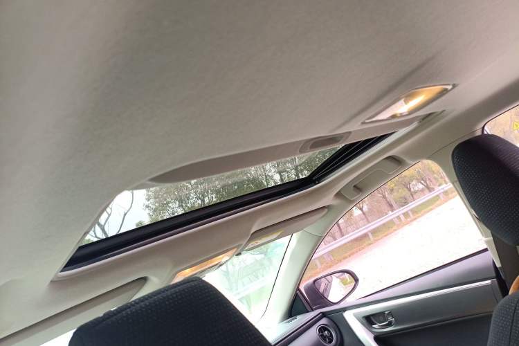 Used Toyota Levin 2017 Revised Version 185T CVT Elite Edition China VI Standard
