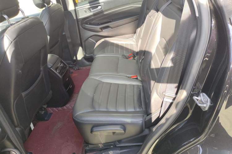 Used Ford Edge 2015 2.0T GTDi 4x4 High-Grade Model