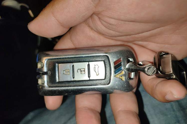 Used Mitsubishi Pajero 2020 3.0L Automatic Standard Edition
