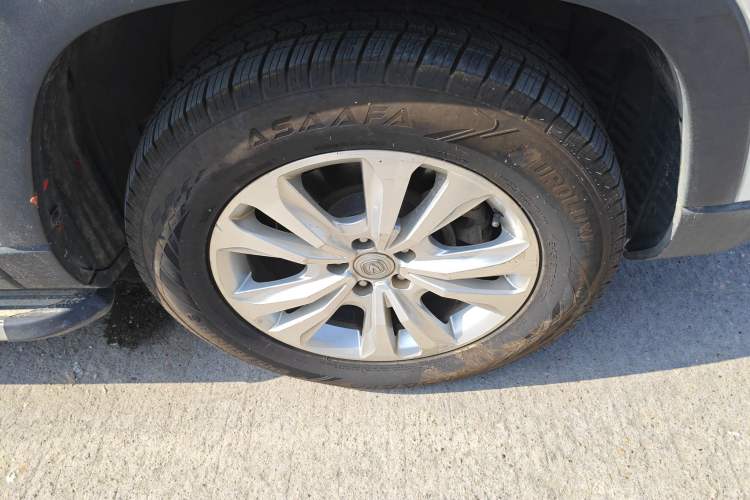 Used Changan CS95 2017 2.0T Two-Wheel Drive Zhiyuan Edition