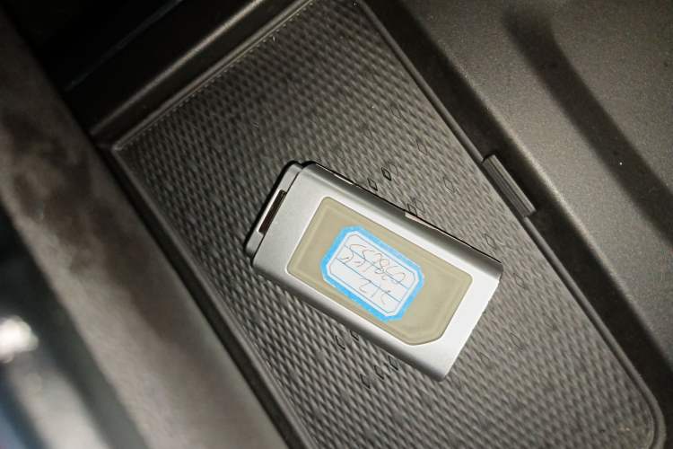 Used 212 T01 2024 2.0T Explorer