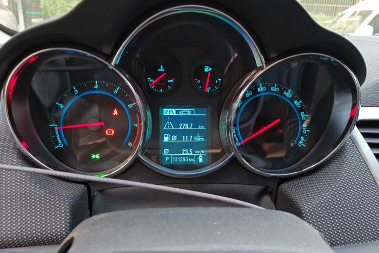 Used Chevrolet Cruze 2013 Hatchback 1.6T Automatic Flagship Model