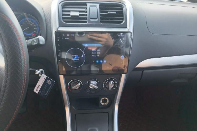 Used BAIC Changhe Wagon R X5 2023 1.4L Standard Edition Audio And AC Panel