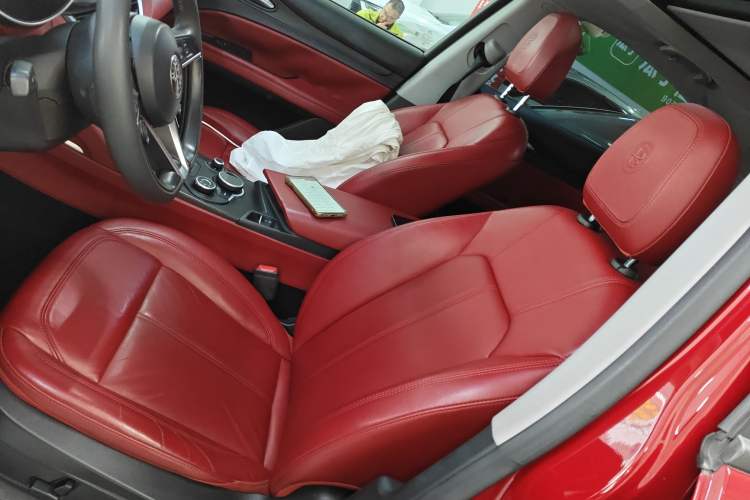 Used Alfa Romeo Stelvio 2017 2.0T 200HP Elite Edition