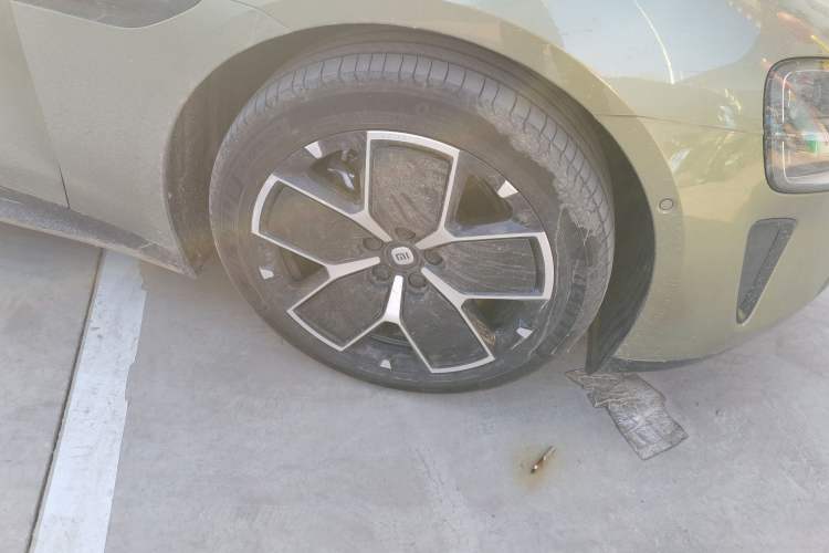 Used Xiaomi Auto SU7 2024 Rear-Drive Long-Range Intelligent Driving Version
