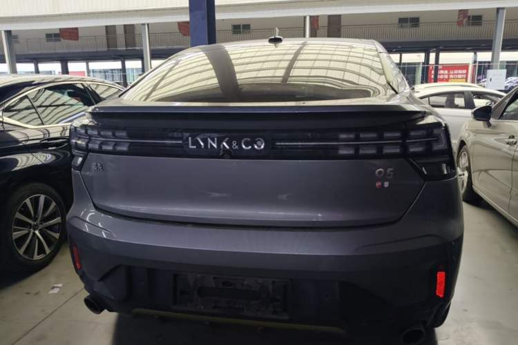 Used Lynk & Co 05 2022 2.0T Two-Wheel Drive Shine Halo
