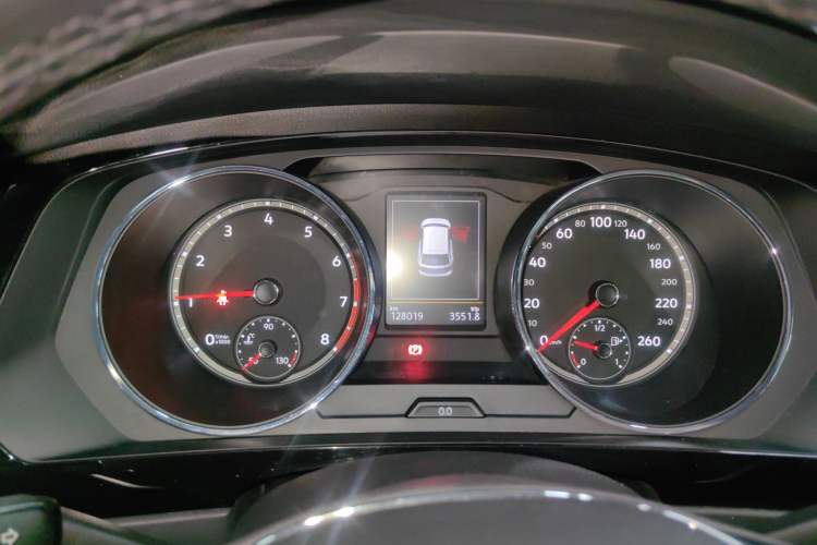 Used Volkswagen Tiguan L 2017 330TSI Automatic Two-Wheel Drive Luxury Edition