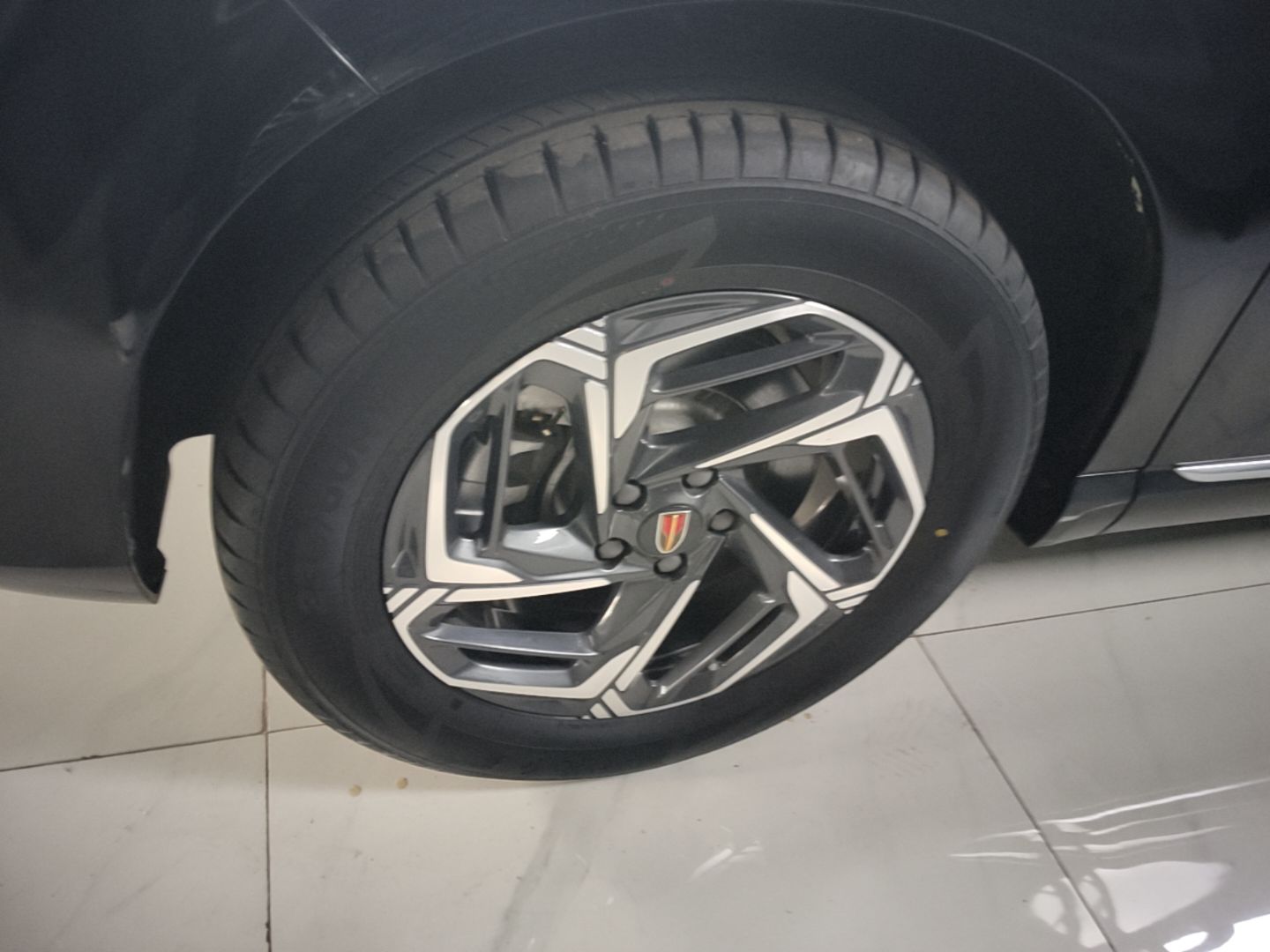 Hongqi HS3 2023 1.5T Two-Wheel Drive Shanwei Edition — снимка 10