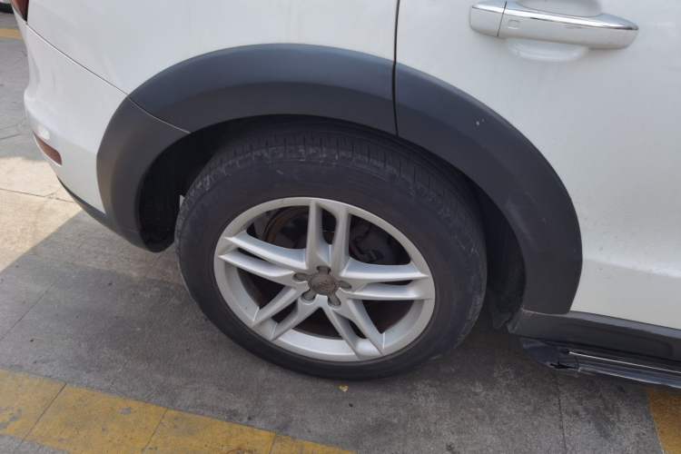 Used Audi Q5 2017 Plus 40 TFSI Technology Model