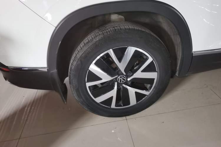 Used Volkswagen Tayron 2023 300TSI Two-Wheel-Drive Luxury Plus Advanced Edition