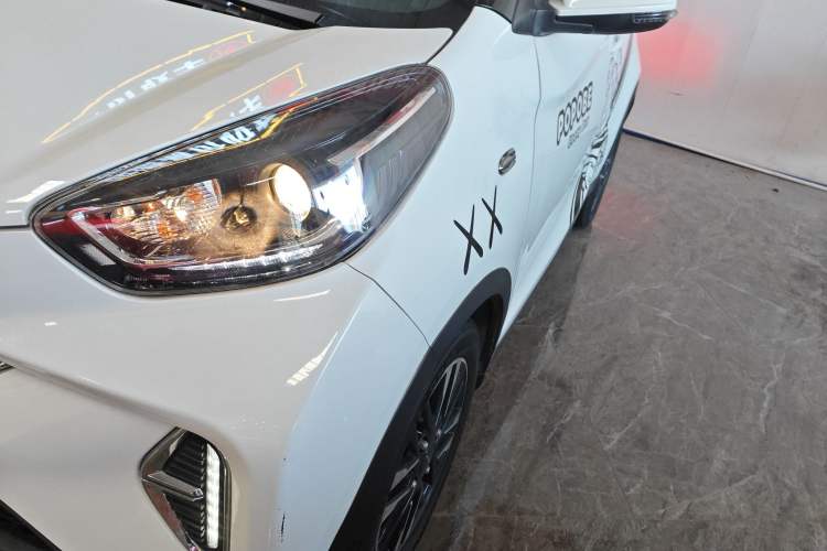 Used Chery Little Ant 2022 Sweet Pink Edition Half-Sugar Version Lithium Iron Phosphate 30 kW 301 km Left Front Headlight