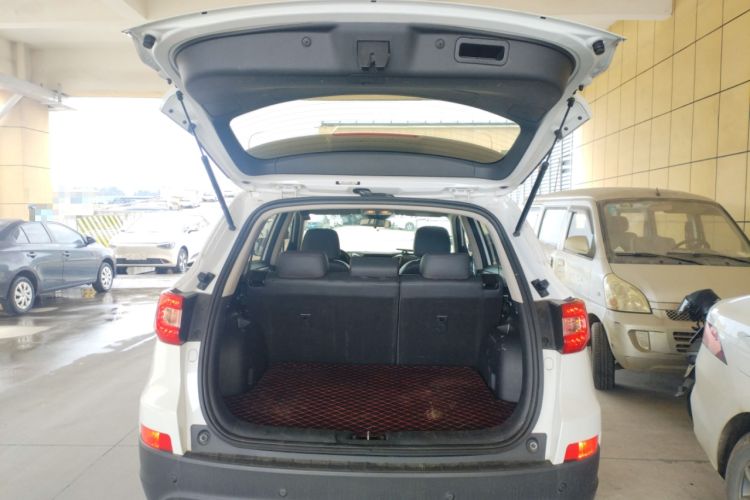 Used CHANGAN CS75 2017 Shangkui Edition 1.5T Automatic Fengyue Model
