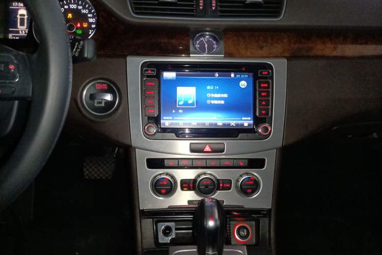 Used Volkswagen Magotan (Import) 2012 Travel Edition 2.0 TSI Comfort Version
