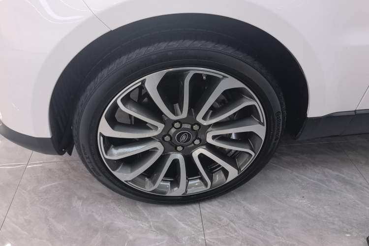 Used Land Rover Range Rover Sport 2020 3.0 L6 SE
